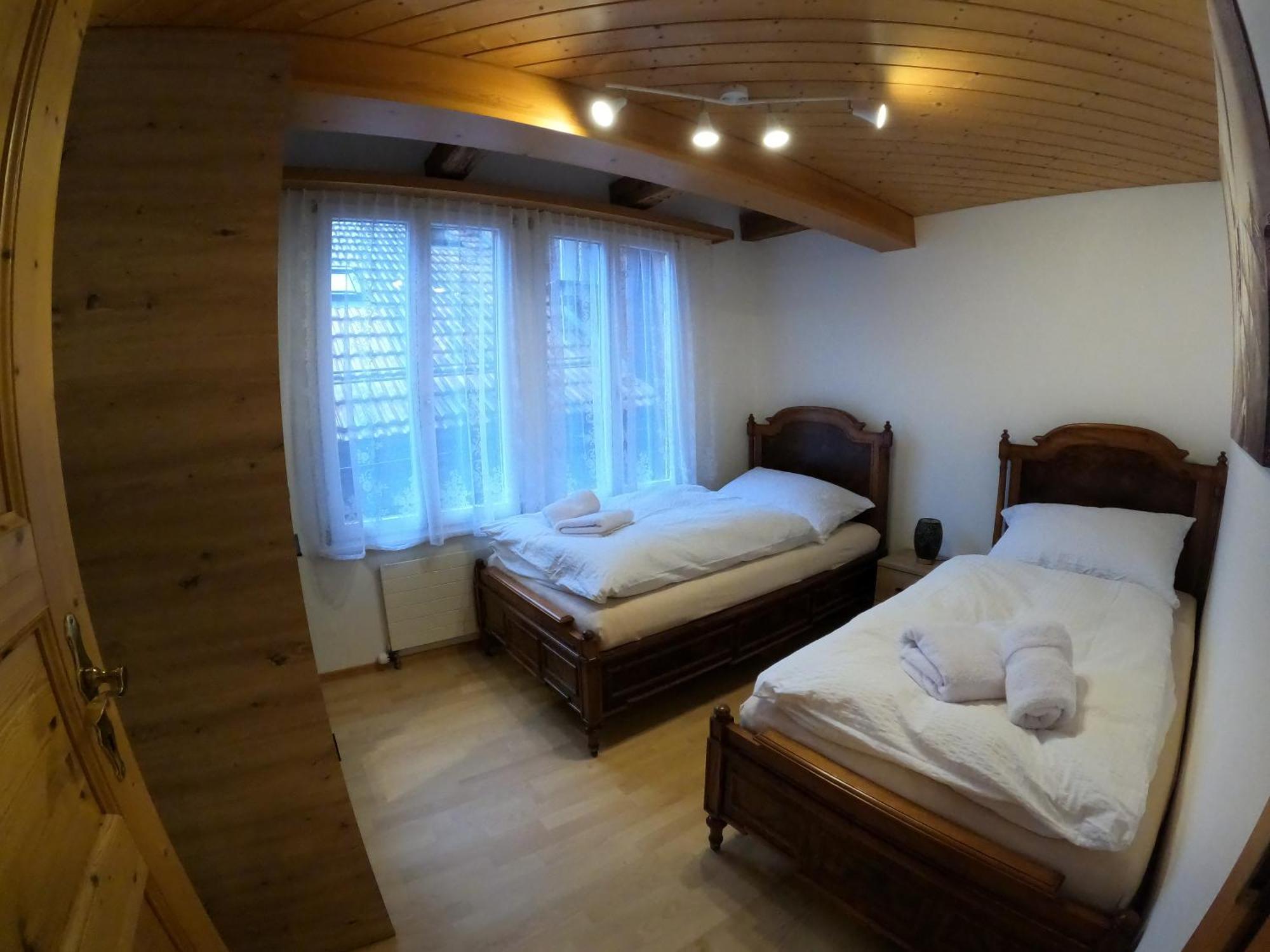 Fine&Pine Center Apartment Matten bei Interlaken Ngoại thất bức ảnh